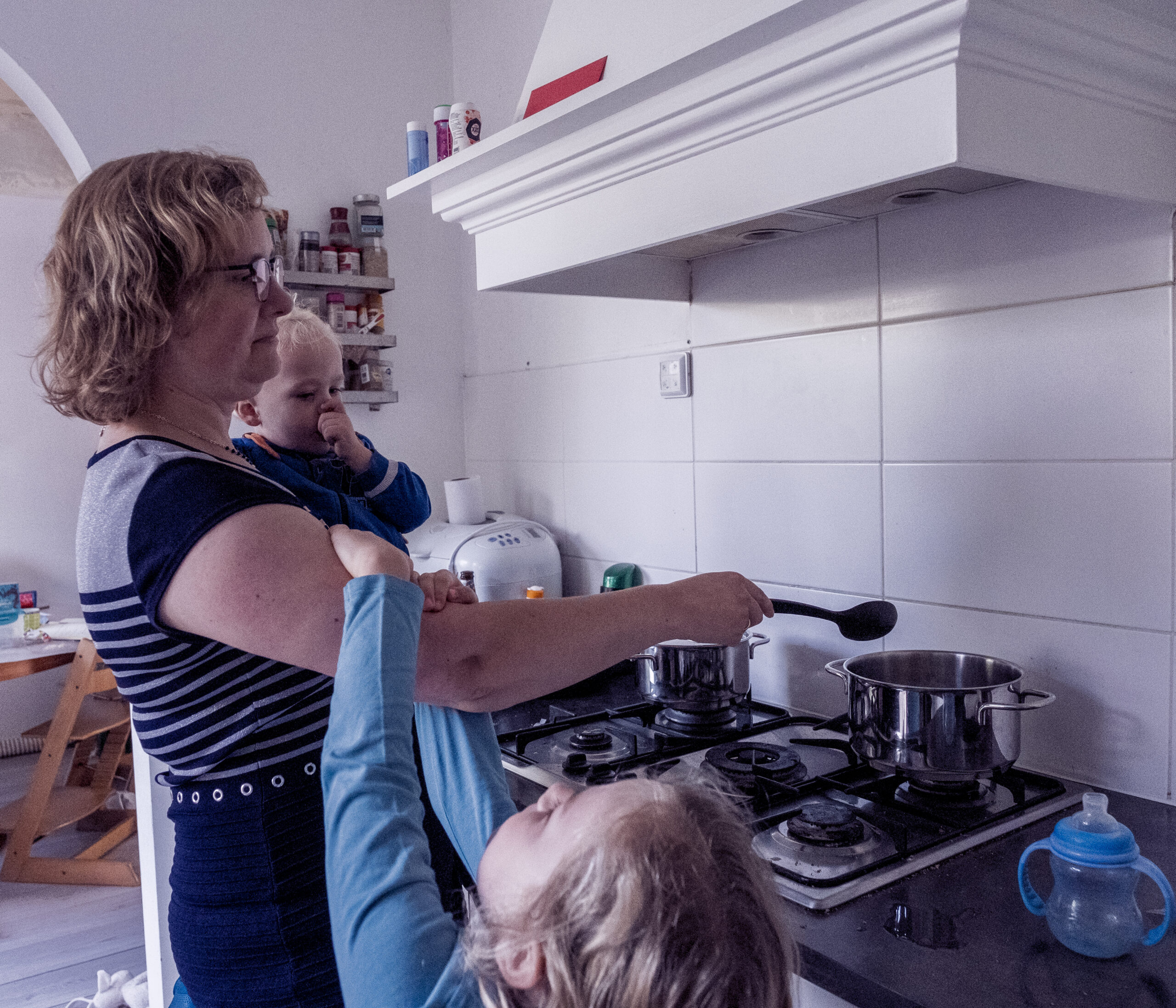 Koken met kinderen is een grote uitdaging, hoe bewaar je je geduld?